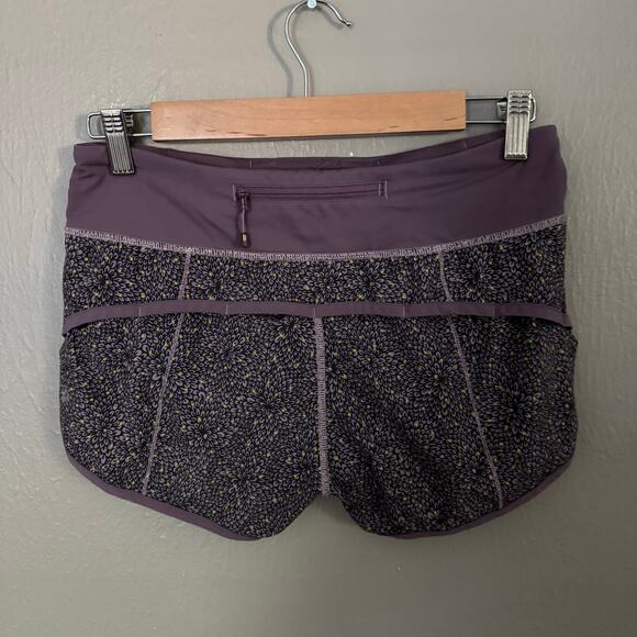 LLULULEMON Speed Run Shorts Dottie Mum Purple Size 4 casual running comfort - Picture 5 of 6